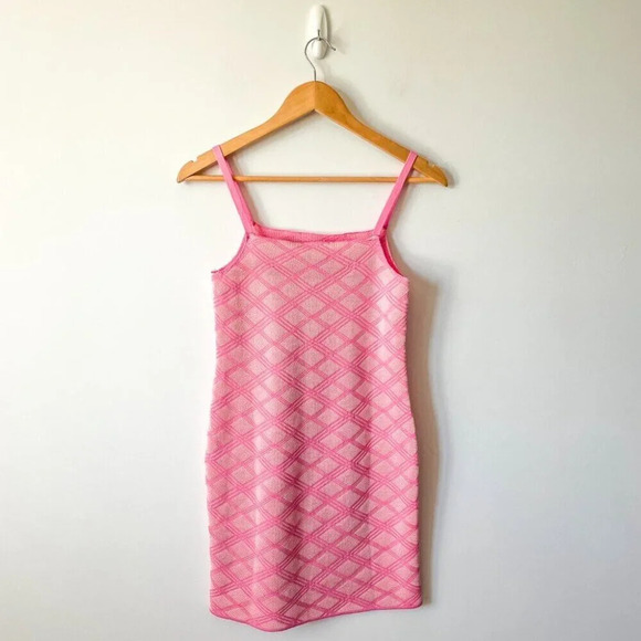 Zara Diamond Pattern Textured Knit Mini Dress NWOT Pink Size Small - Picture 6 of 8